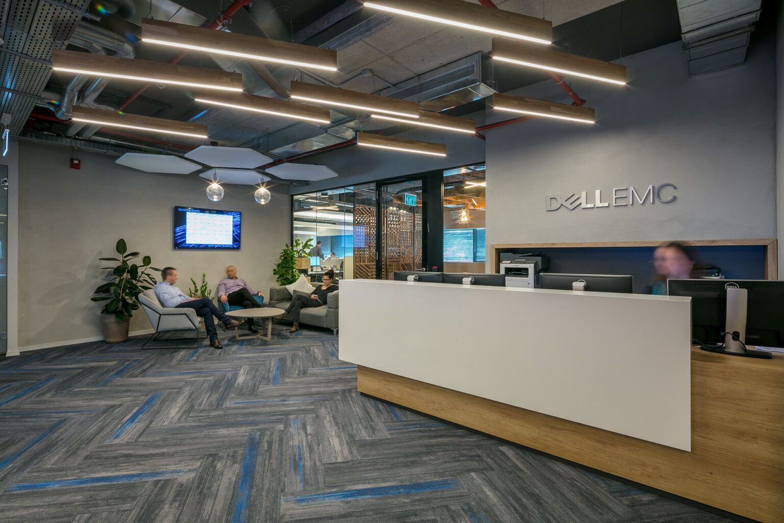 Reception desk and waiting area at the DellEMC Herzliya offices